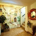 Le Bon Accueil 2* Porto (Corsica)