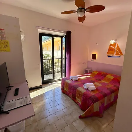 Hotell Le Bon Accueil 2*