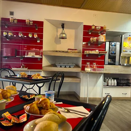 Le Bon Accueil Hotell 2*