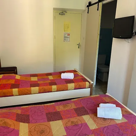 Hotell Le Bon Accueil 2*