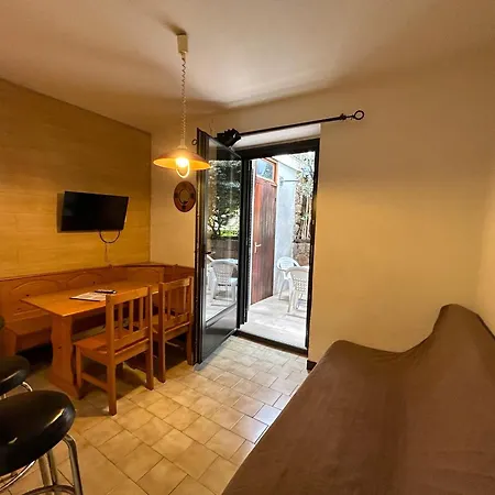 Le Bon Accueil 2* Porto (Corsica)