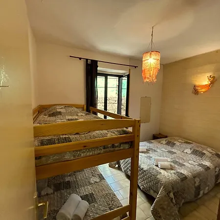 Le Bon Accueil 2* Porto (Corsica)