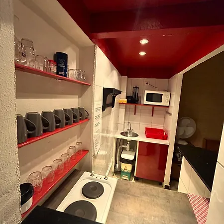 Le Bon Accueil Hotell 2*