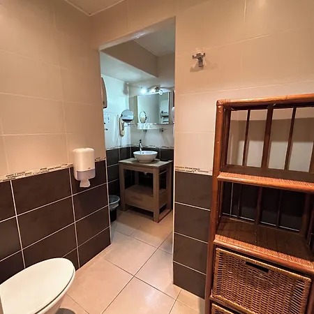 Le Bon Accueil 2* Porto (Corsica)