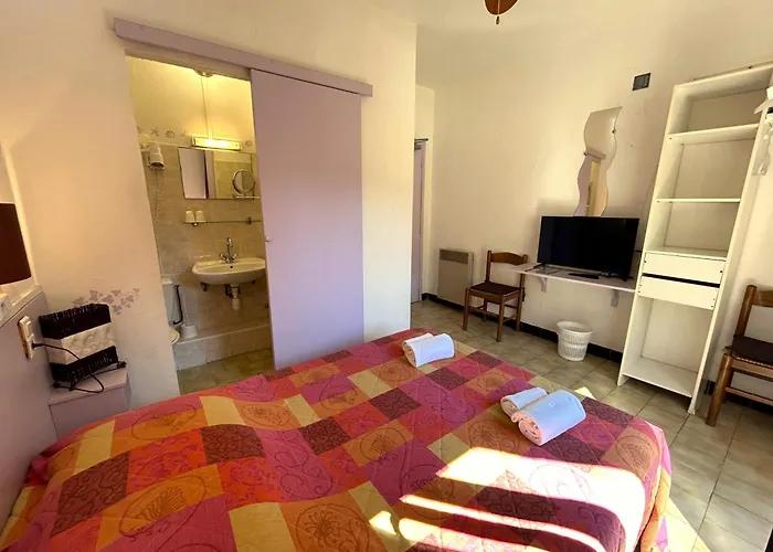 Le Bon Accueil מלון