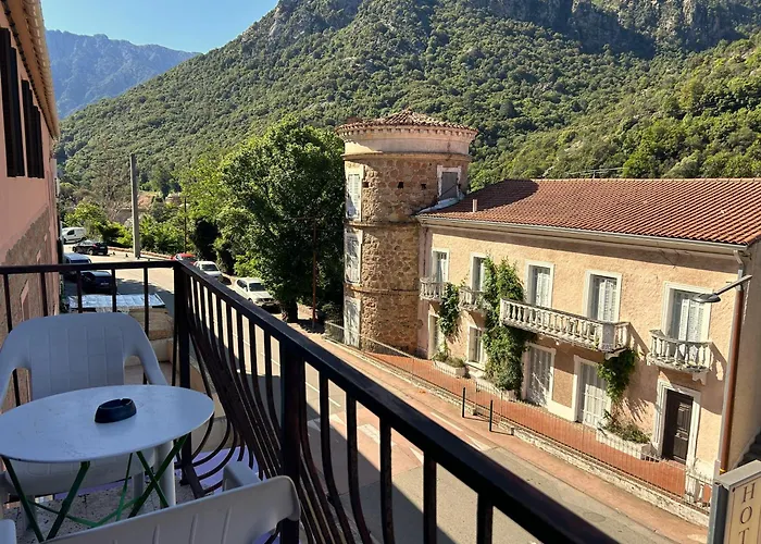 Le Bon Accueil מלון 2*