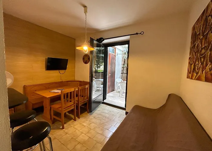 Le Bon Accueil 2* Porto (Corsica)