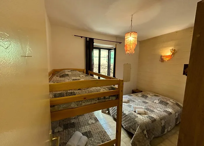 Le Bon Accueil 2* Porto (Corsica)