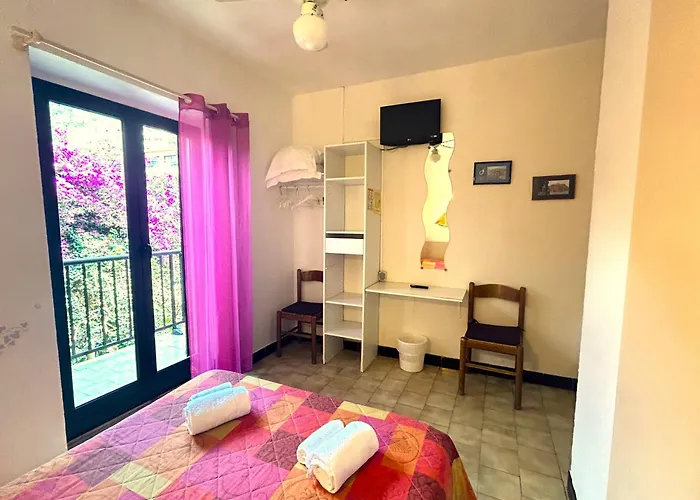 Le Bon Accueil מלון 2*