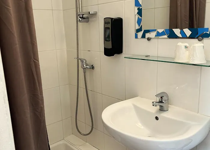 Le Bon Accueil מלון