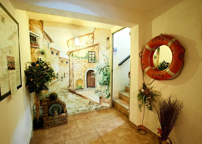 Le Bon Accueil 2* Porto (Corsica)