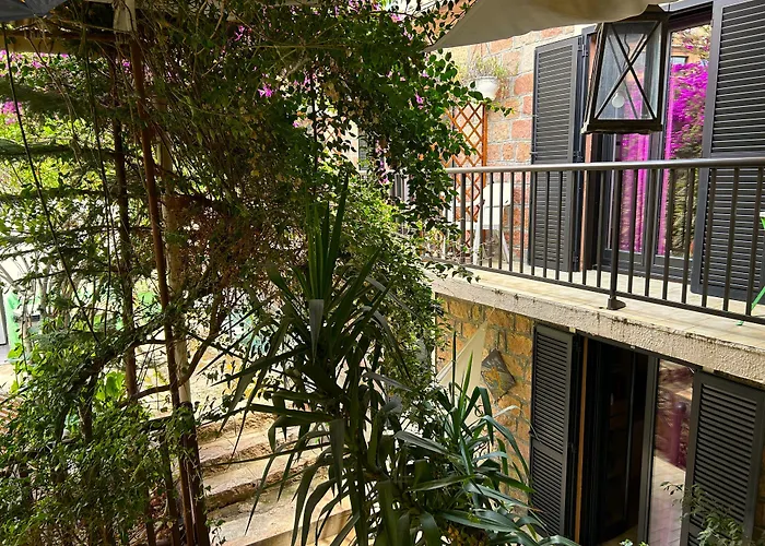 Le Bon Accueil מלון