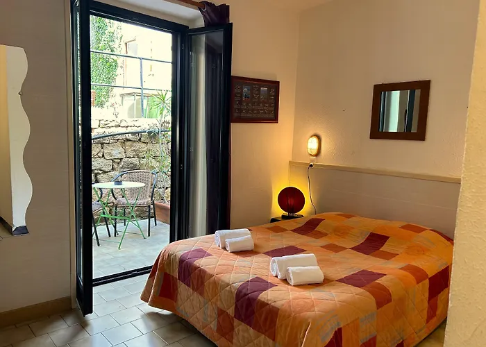 Le Bon Accueil מלון Porto (Corsica)